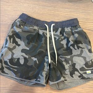 Vuori Gray and Black Athletic Shorts Lightweight Elastic Waist
